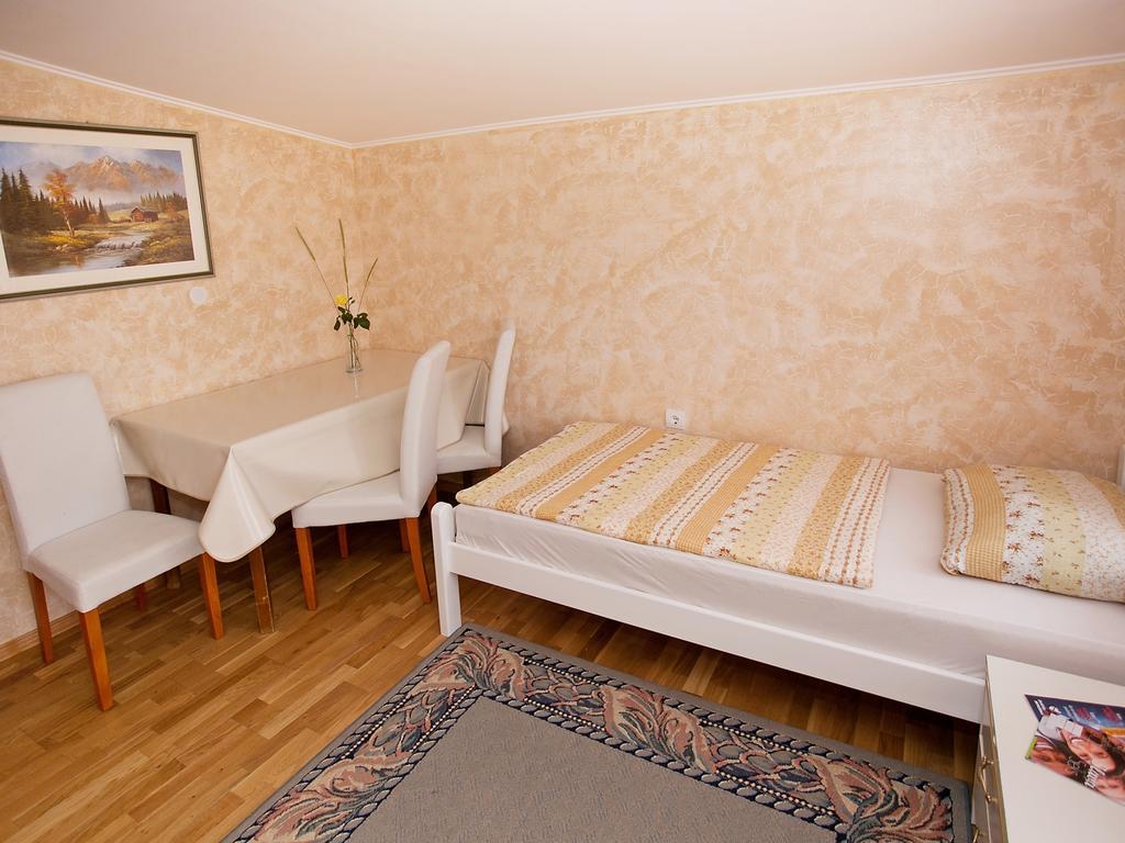 Apartment Zadar Diklo Borik Vir Camera foto